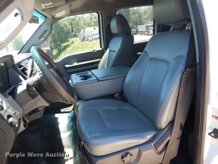 image for item GV9065 2011 Ford F250 Super Duty XL  Crew Cab pickup truck