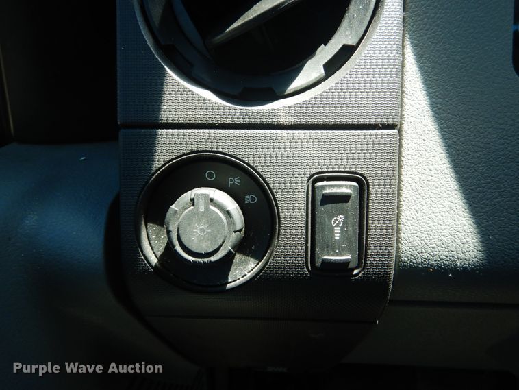 image for item GV9065 2011 Ford F250 Super Duty XL  Crew Cab pickup truck