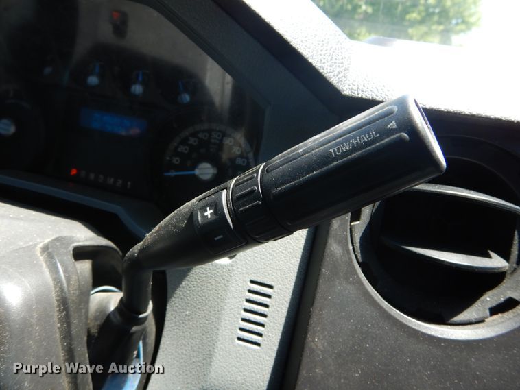 image for item GV9065 2011 Ford F250 Super Duty XL  Crew Cab pickup truck