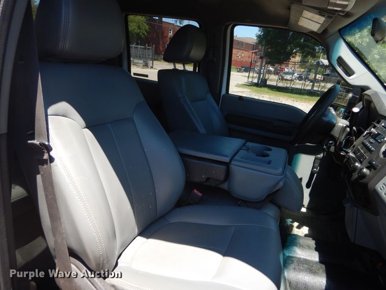 image for item GV9065 2011 Ford F250 Super Duty XL  Crew Cab pickup truck