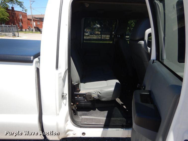 image for item GV9065 2011 Ford F250 Super Duty XL  Crew Cab pickup truck