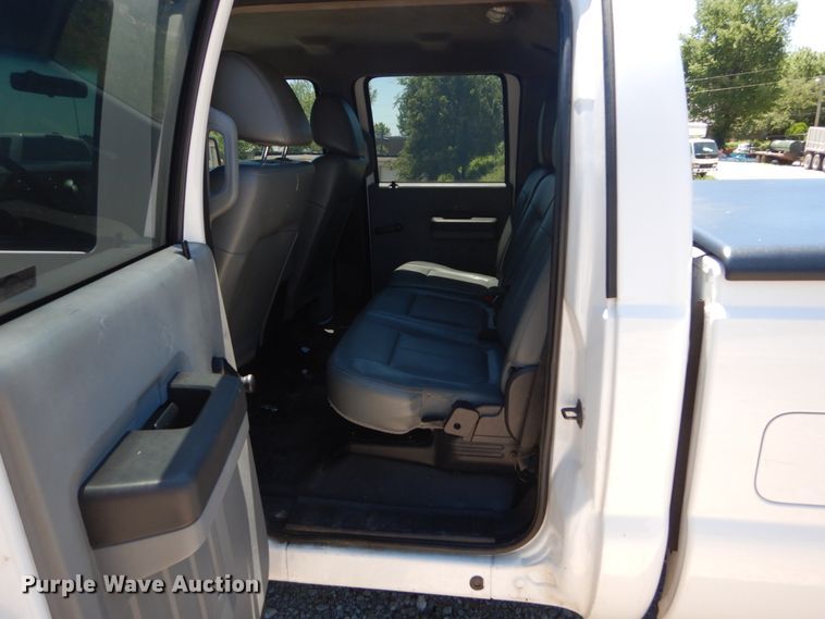 image for item GV9065 2011 Ford F250 Super Duty XL  Crew Cab pickup truck