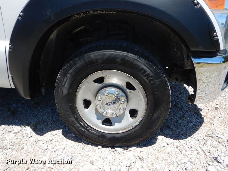 image for item GV9065 2011 Ford F250 Super Duty XL  Crew Cab pickup truck