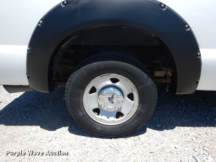 image for item GV9065 2011 Ford F250 Super Duty XL  Crew Cab pickup truck