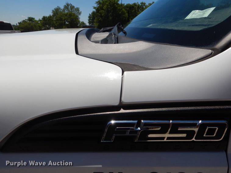 image for item GV9065 2011 Ford F250 Super Duty XL  Crew Cab pickup truck