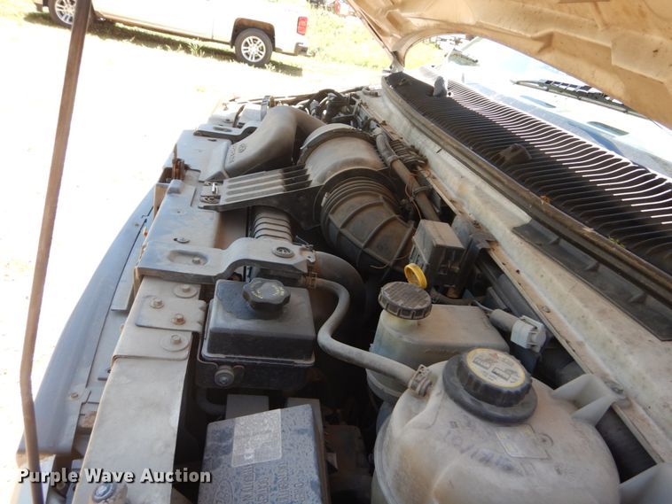 image for item GV9066 2006 Ford E350 Super Duty  box truck