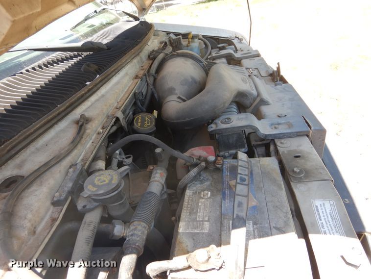 image for item GV9066 2006 Ford E350 Super Duty  box truck