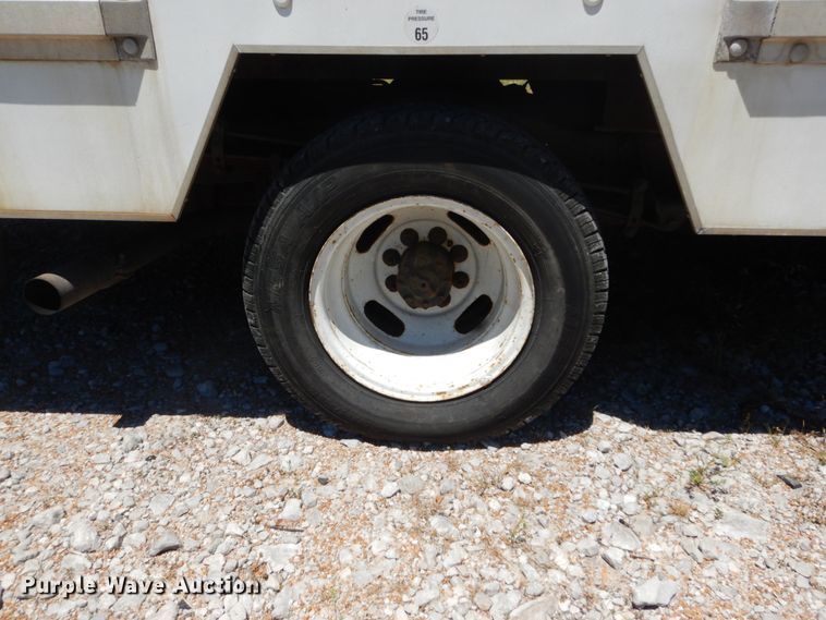 image for item GV9066 2006 Ford E350 Super Duty  box truck