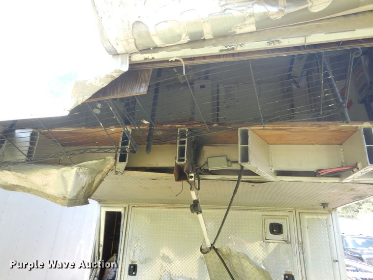 image for item GV9078 Enclosed cargo trailer body