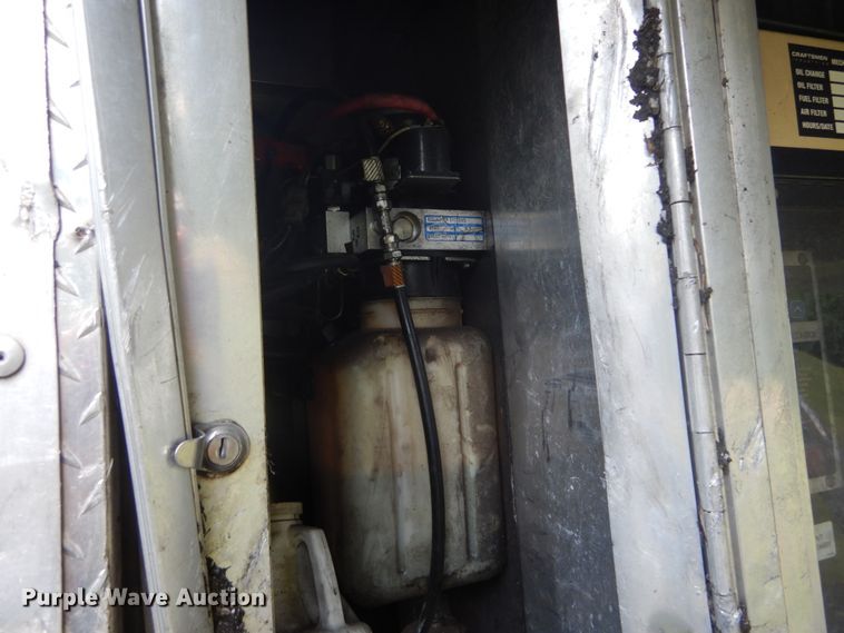 image for item GV9078 Enclosed cargo trailer body