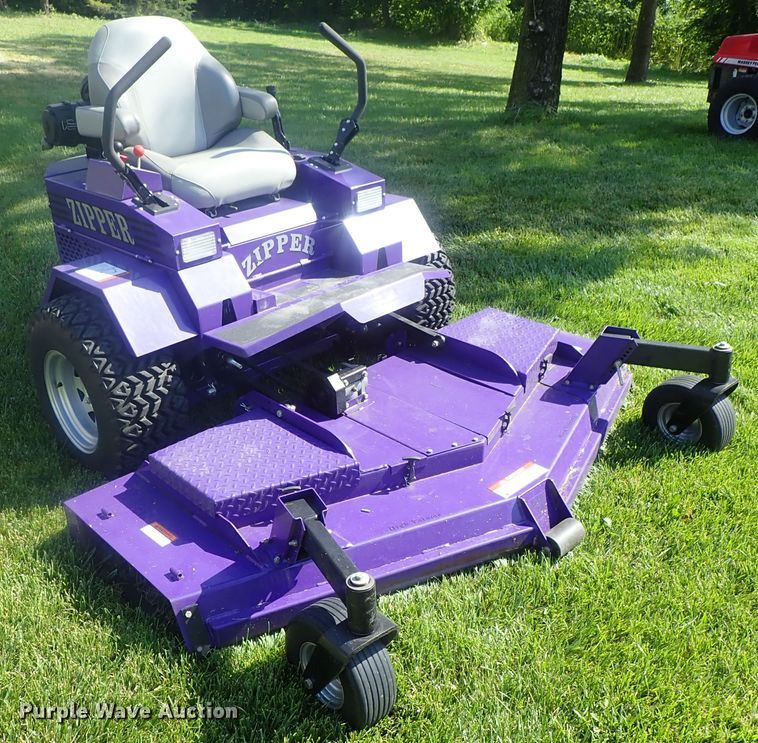 image for item GW9459 Zipper STS-28 ZTR lawn mower