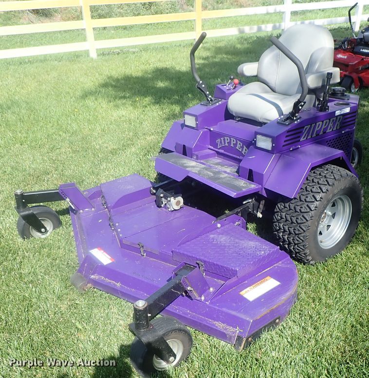 image for item GW9459 Zipper STS-28 ZTR lawn mower