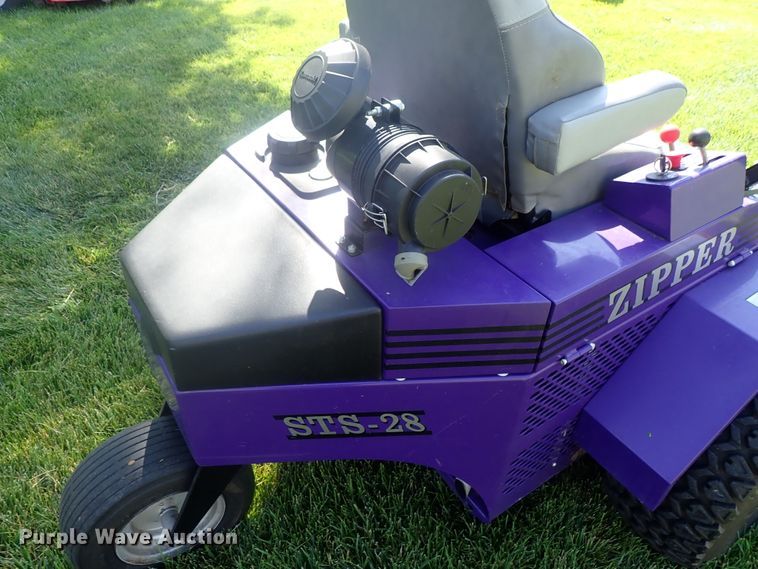 image for item GW9459 Zipper STS-28 ZTR lawn mower