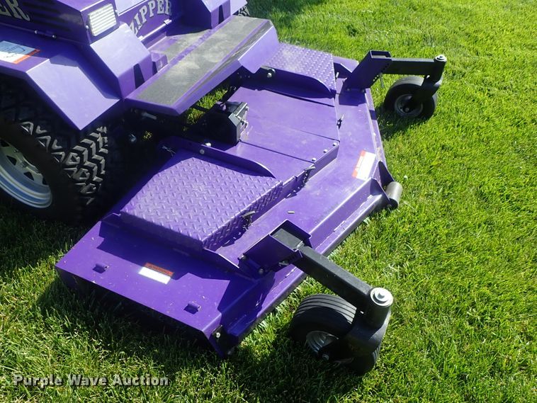 image for item GW9459 Zipper STS-28 ZTR lawn mower