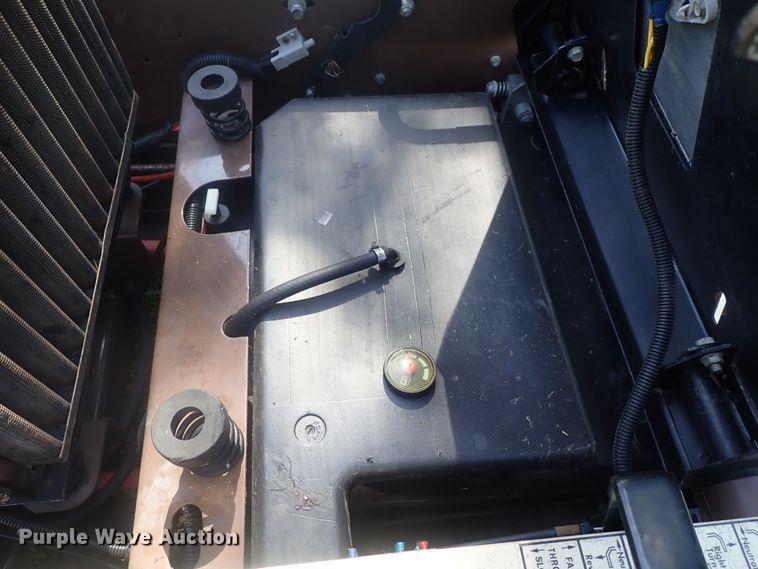 image for item GW9460 Grasshopper 432 ZTR lawn mower