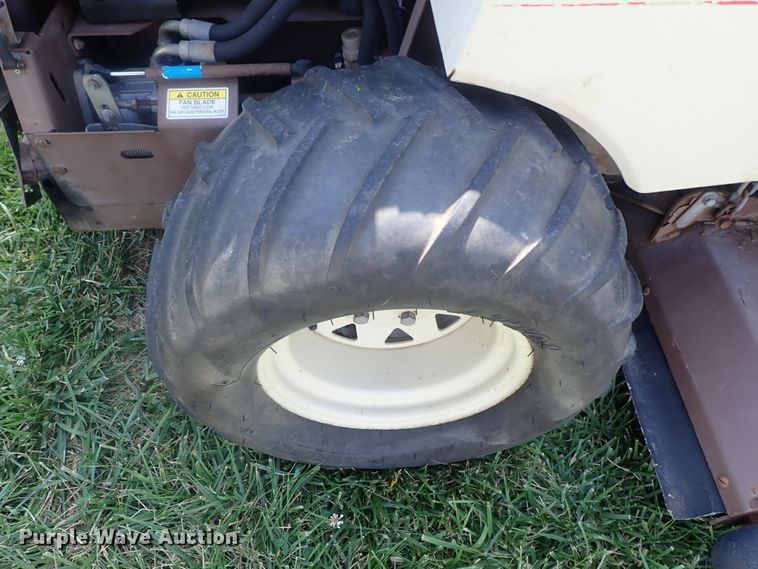 image for item GW9460 Grasshopper 432 ZTR lawn mower