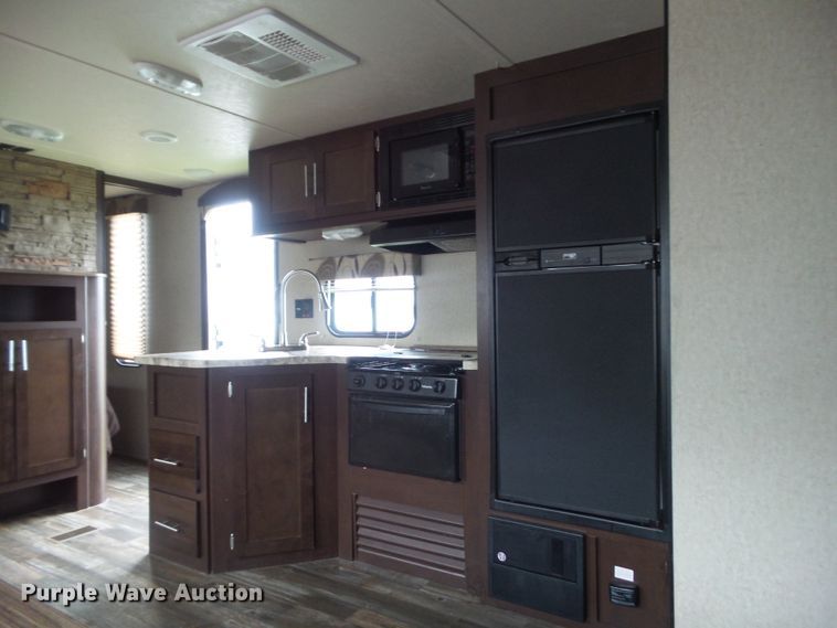 image for item GX9090 2016 Forester Patriot Limited Edition 304BS  camper