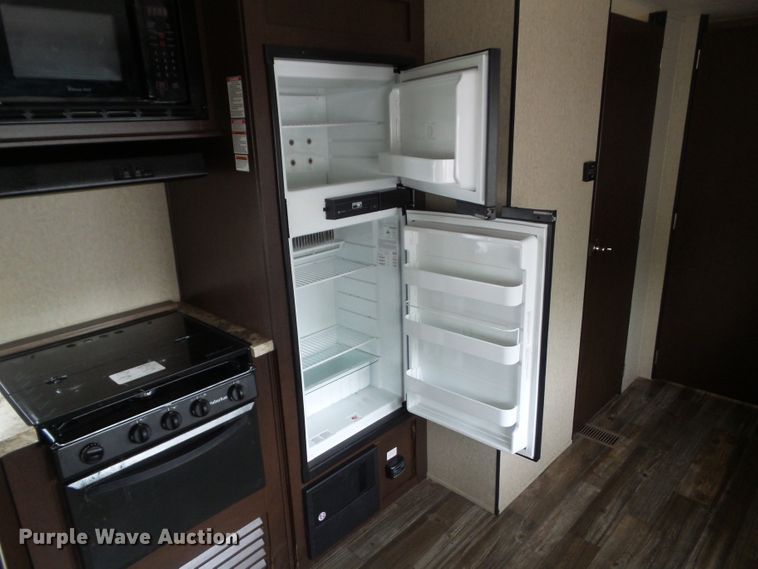 image for item GX9090 2016 Forester Patriot Limited Edition 304BS  camper