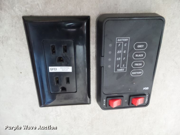 image for item GX9090 2016 Forester Patriot Limited Edition 304BS  camper