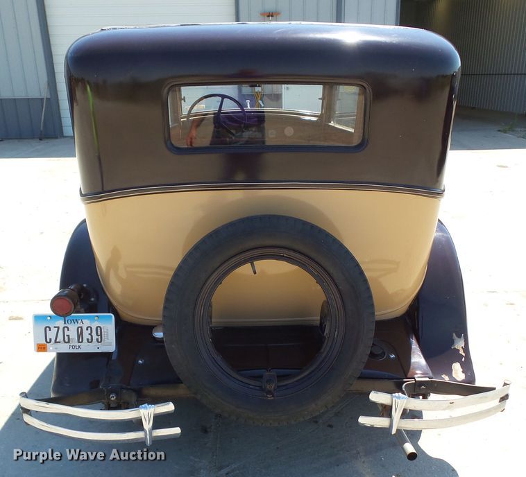 image for item GX9105 1931 Dodge Bros DH  sedan