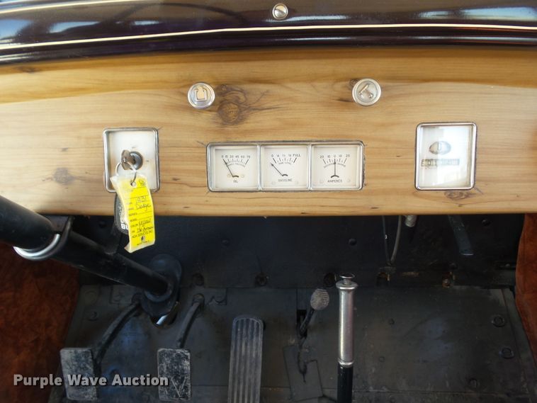 image for item GX9105 1931 Dodge Bros DH  sedan