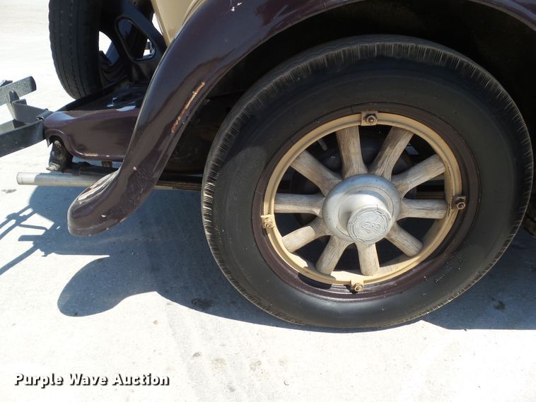 image for item GX9105 1931 Dodge Bros DH  sedan