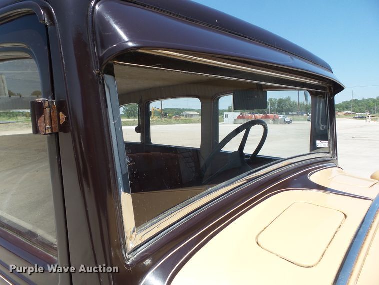 image for item GX9105 1931 Dodge Bros DH  sedan