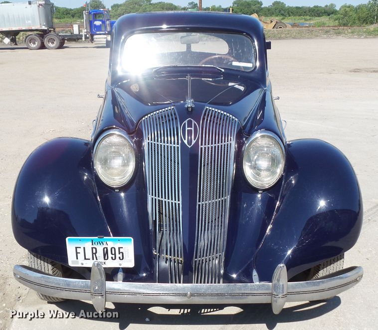 image for item GX9106 1936 Hupmobile 618G  sedan