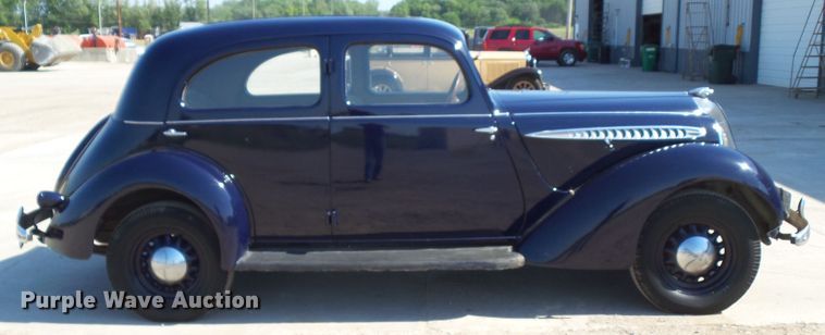 image for item GX9106 1936 Hupmobile 618G  sedan