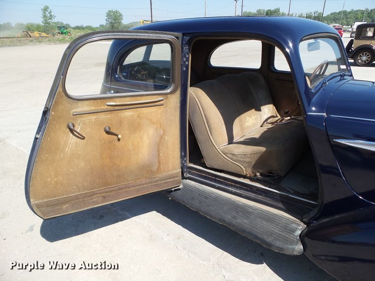 image for item GX9106 1936 Hupmobile 618G  sedan