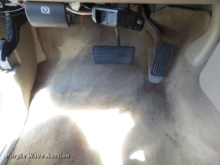 image for item GX9116 2003 Chevrolet Silverado 2500HD  Crew Cab pickup truck