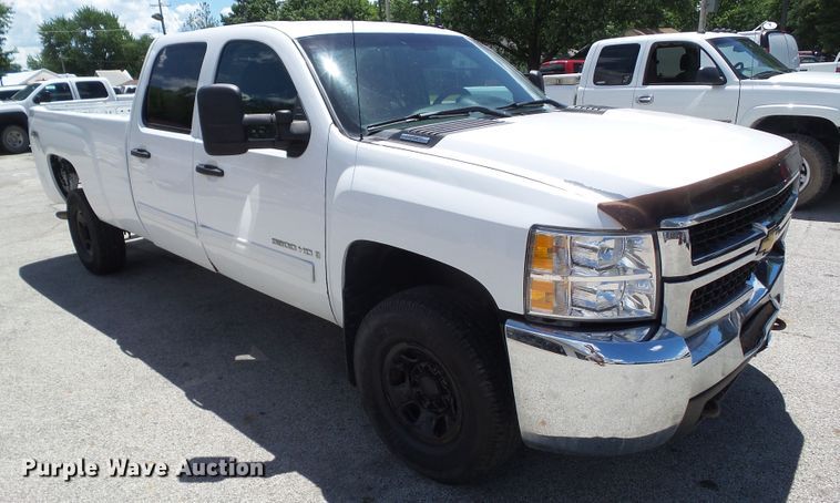 image for item GX9117 2009 Chevrolet Silverado 3500  Crew Cab pickup truck