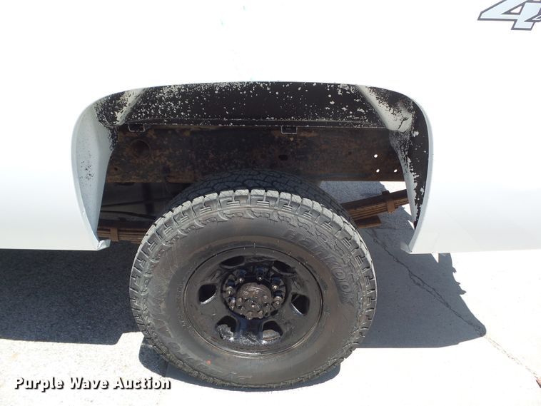 image for item GX9117 2009 Chevrolet Silverado 3500  Crew Cab pickup truck