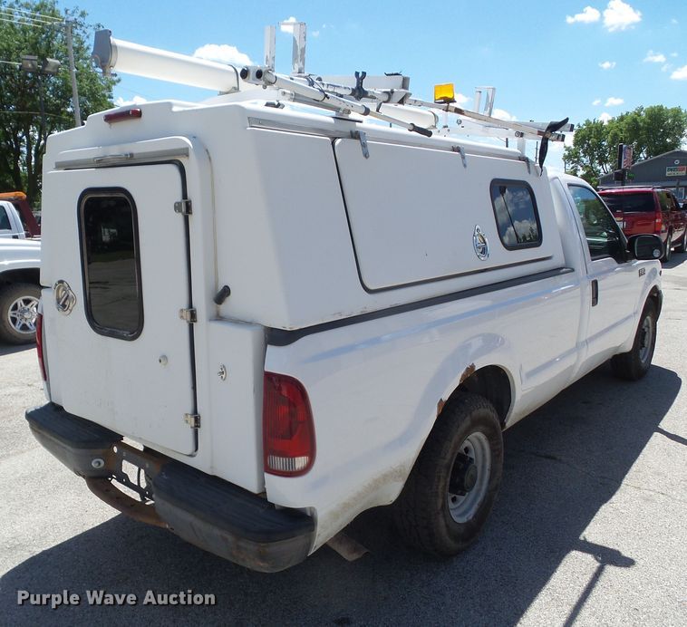 image for item GX9121 1999 Ford F250 Super Duty pickup truck