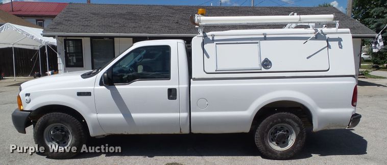 image for item GX9121 1999 Ford F250 Super Duty pickup truck