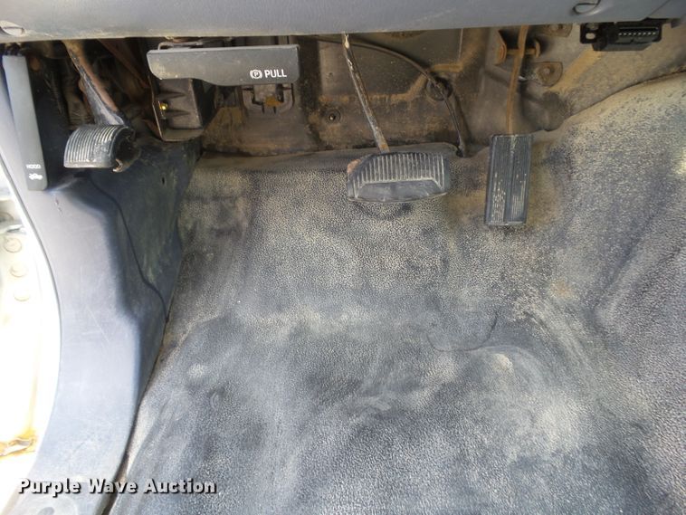 image for item GX9121 1999 Ford F250 Super Duty pickup truck