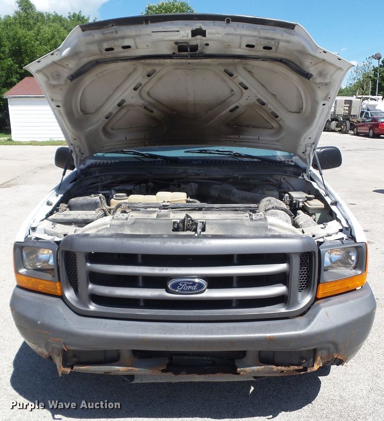 image for item GX9121 1999 Ford F250 Super Duty pickup truck