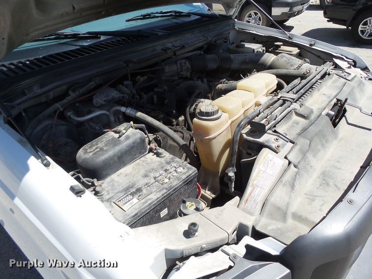 image for item GX9121 1999 Ford F250 Super Duty pickup truck