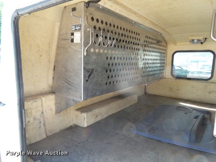 image for item GX9121 1999 Ford F250 Super Duty pickup truck