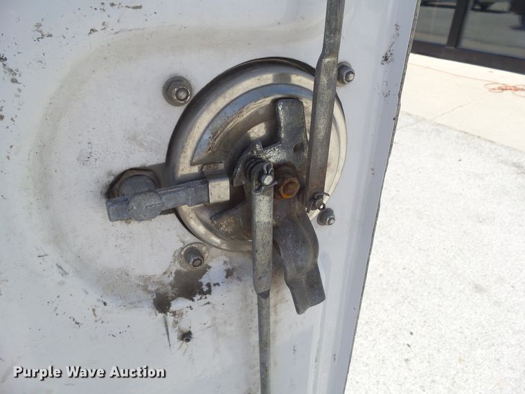 image for item GX9121 1999 Ford F250 Super Duty pickup truck