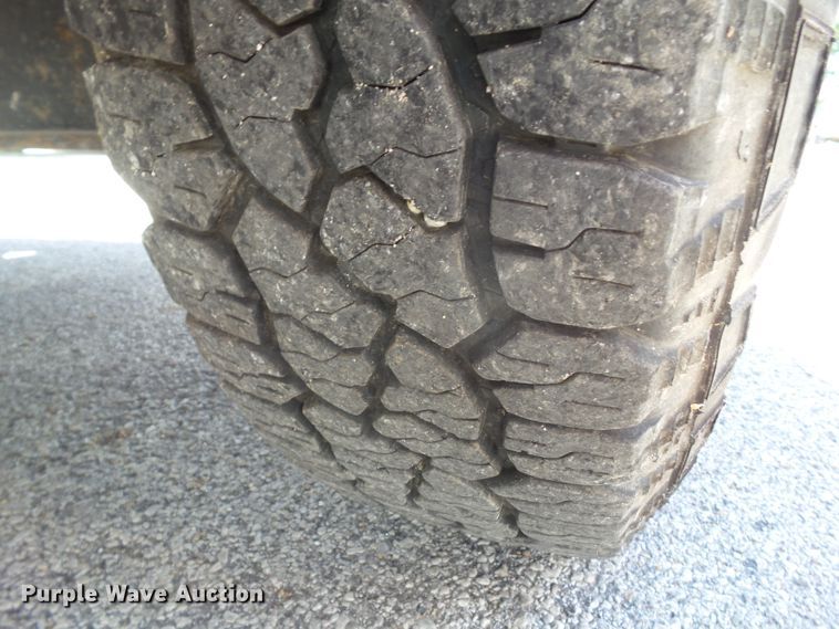 image for item GX9121 1999 Ford F250 Super Duty pickup truck