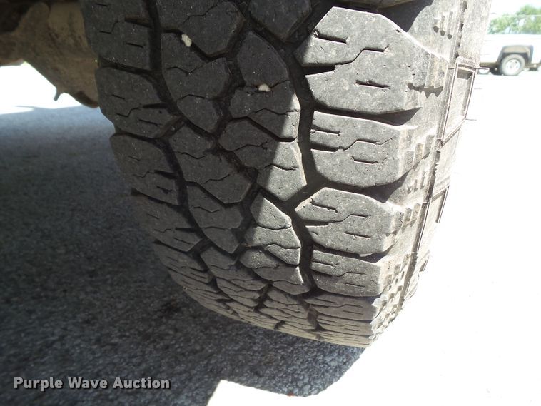 image for item GX9121 1999 Ford F250 Super Duty pickup truck