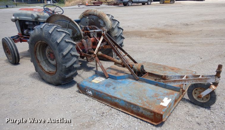 image for item HA9265 1958 Ford 841  tractor