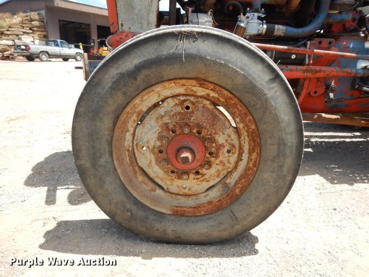 image for item HA9265 1958 Ford 841  tractor