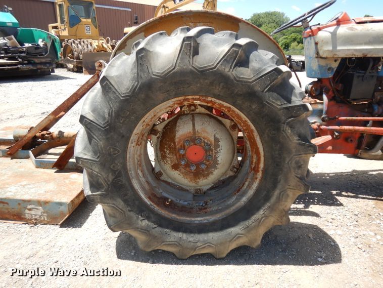 image for item HA9265 1958 Ford 841  tractor