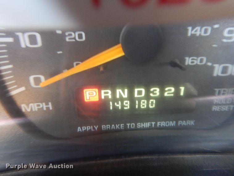 image for item HA9279 2001 Chevrolet Express 3500  school bus