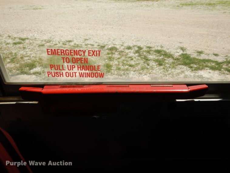 image for item HA9279 2001 Chevrolet Express 3500  school bus