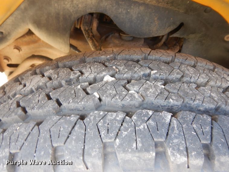 image for item HA9279 2001 Chevrolet Express 3500  school bus