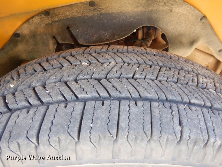 image for item HA9279 2001 Chevrolet Express 3500  school bus