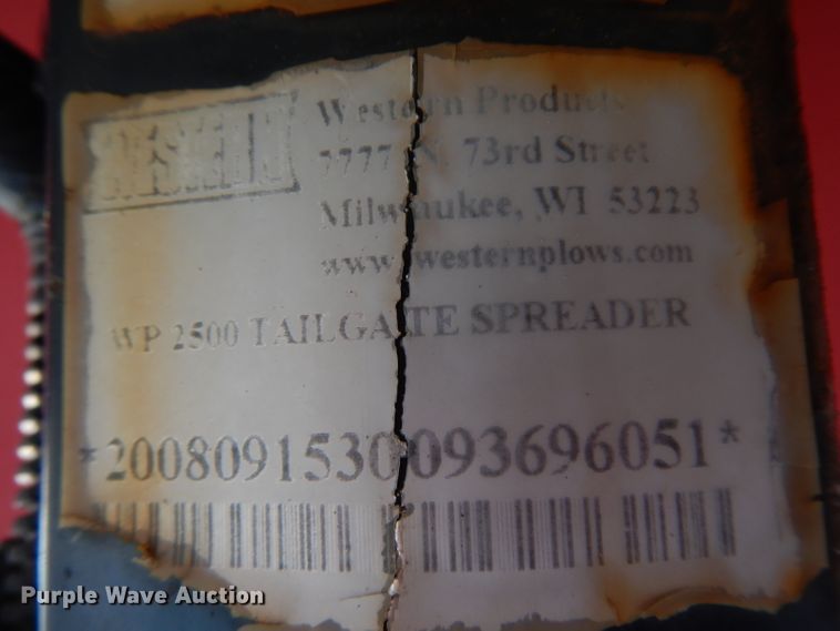 image for item HA9288 (2) Western 2500 spreaders